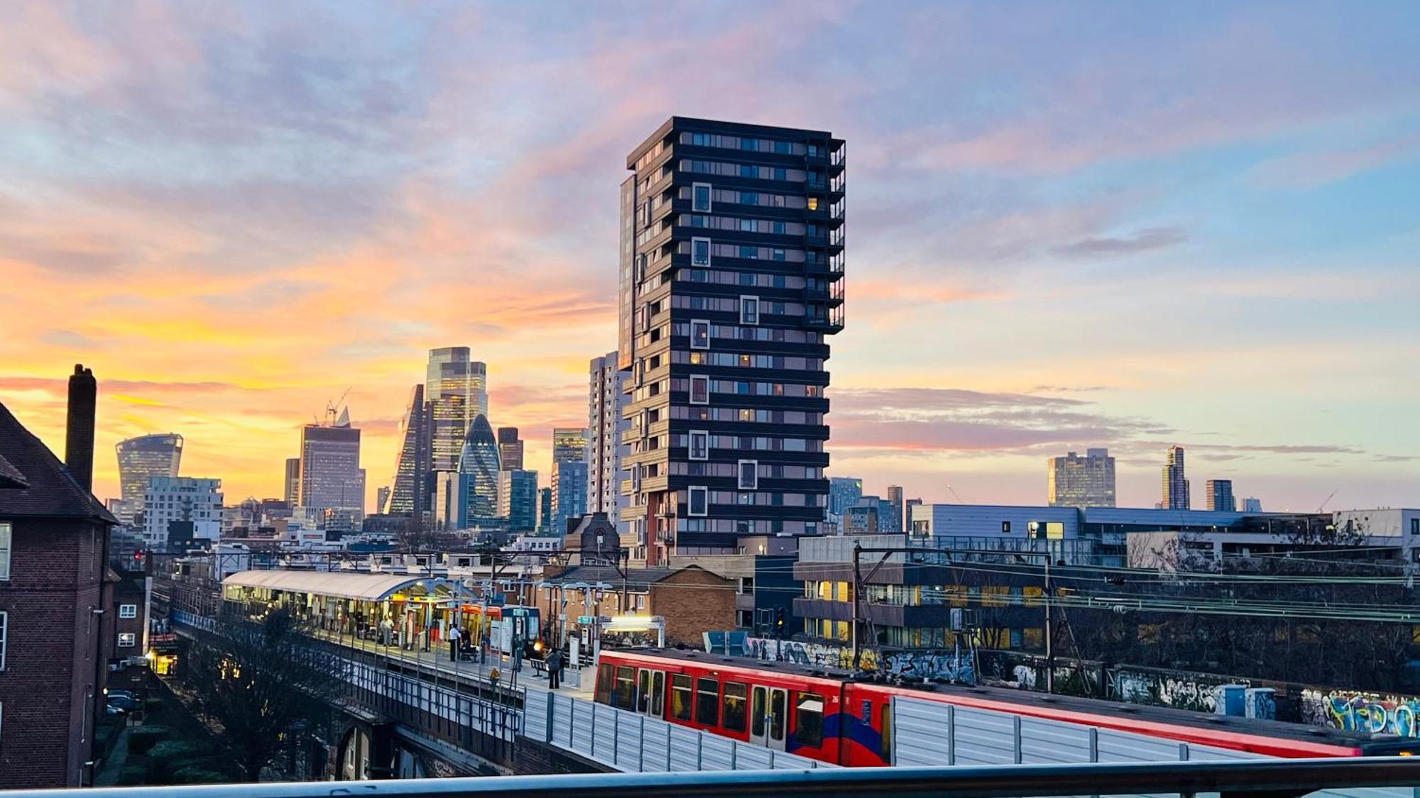 City View Sunset Luxurious Apartment In London Zone-1 Including One Family Twin Room With Its Own Stunning Private Terrace Exterior foto